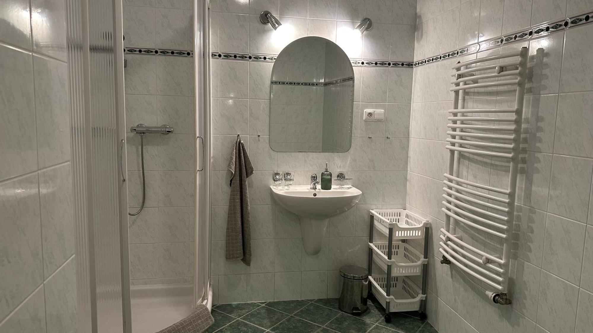 Hotel Pod Vlekem Loučná pod Klínovcem Bagian luar foto